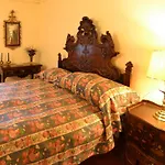 Casa Paredes