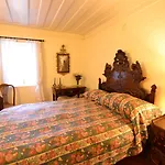 Casa Paredes
