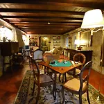 Casa Paredes
