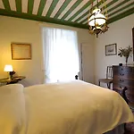 Bed & Breakfast Casa Paredes