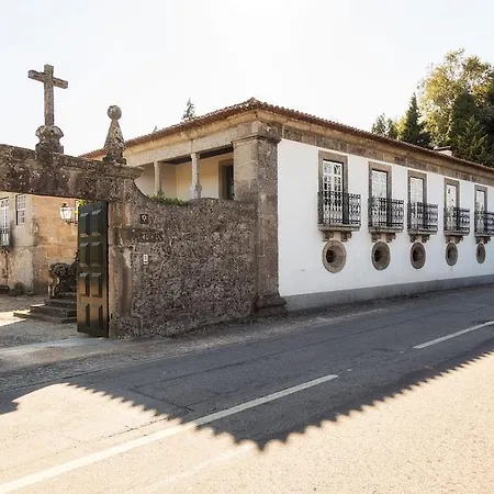 Casa Paredes Bed & Breakfast 3*