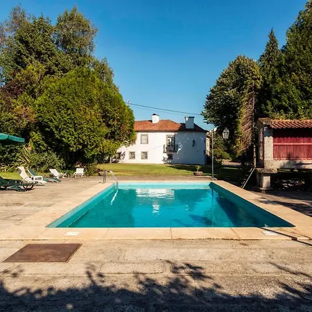 Casa Paredes Bed & Breakfast 3*
