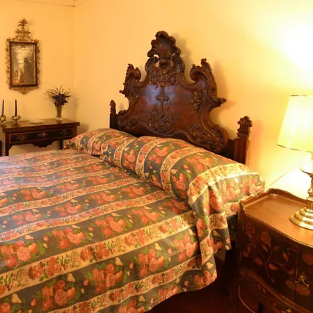 Casa Paredes