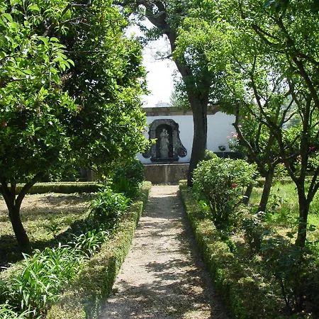 לינה וארוחת בוקר Casa Paredes 3*