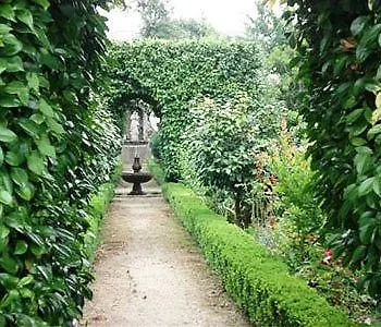 Casa Paredes Bed & Breakfast