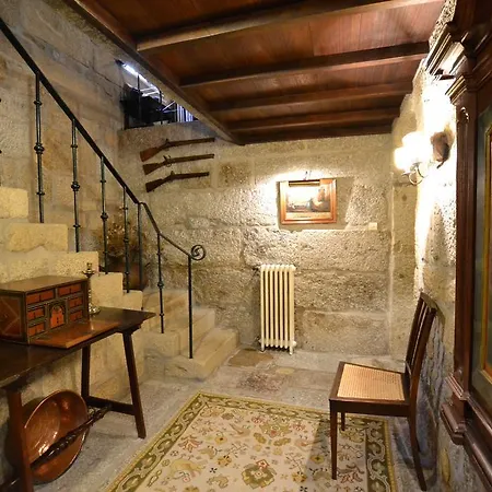 לינה וארוחת בוקר Casa Paredes פאפה