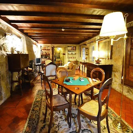 Casa Paredes 3*