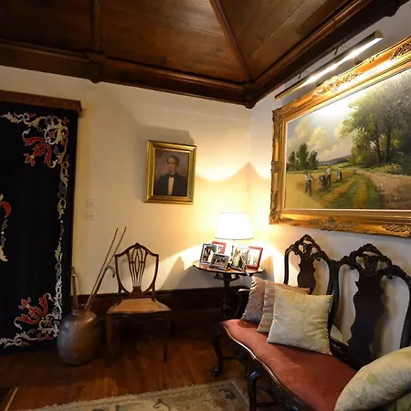 Casa Paredes 3*