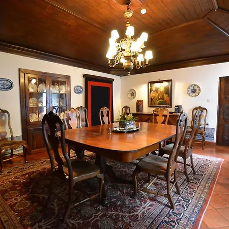 Alojamento de Acomodação e Pequeno-almoço Casa Paredes 3*