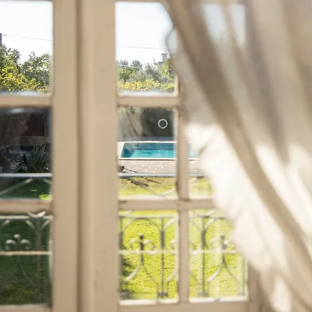 Casa Paredes לינה וארוחת בוקר