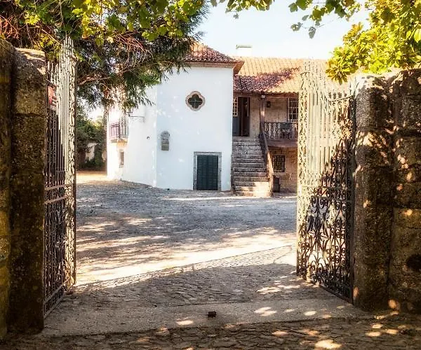 Casa Paredes Bed & Breakfast 3*