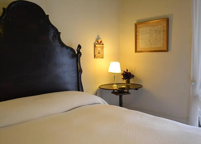 Casa Paredes Bed & Breakfast