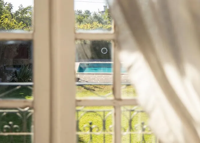 Casa Paredes Bed & Breakfast